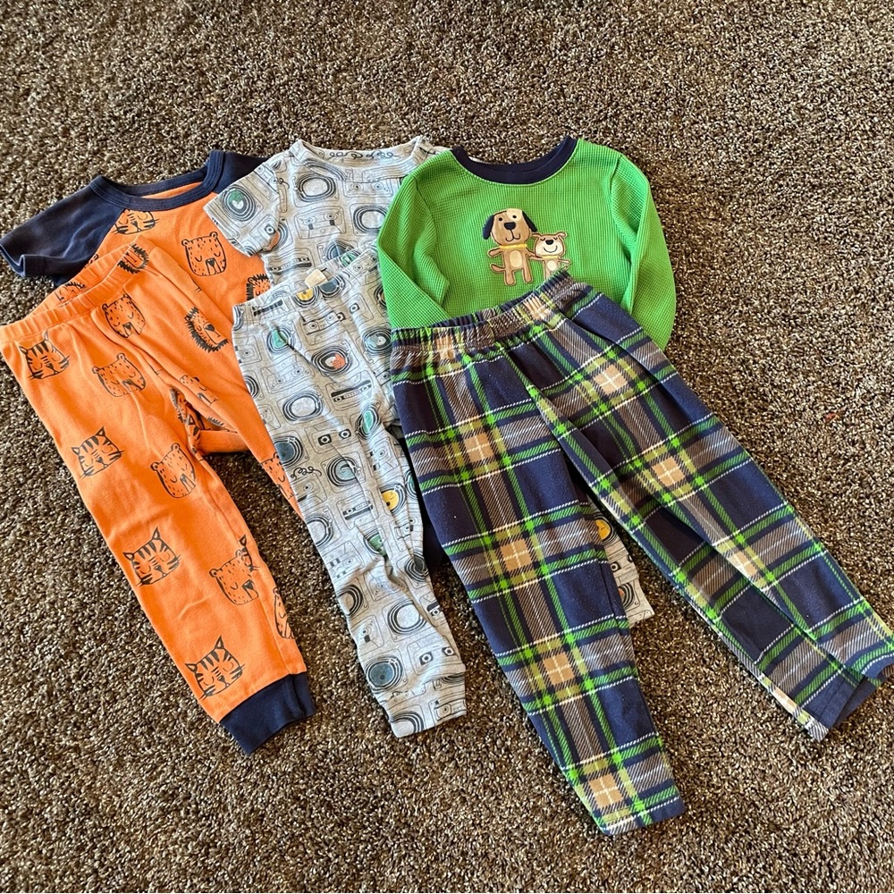 Gymboree and carters pajama bundle